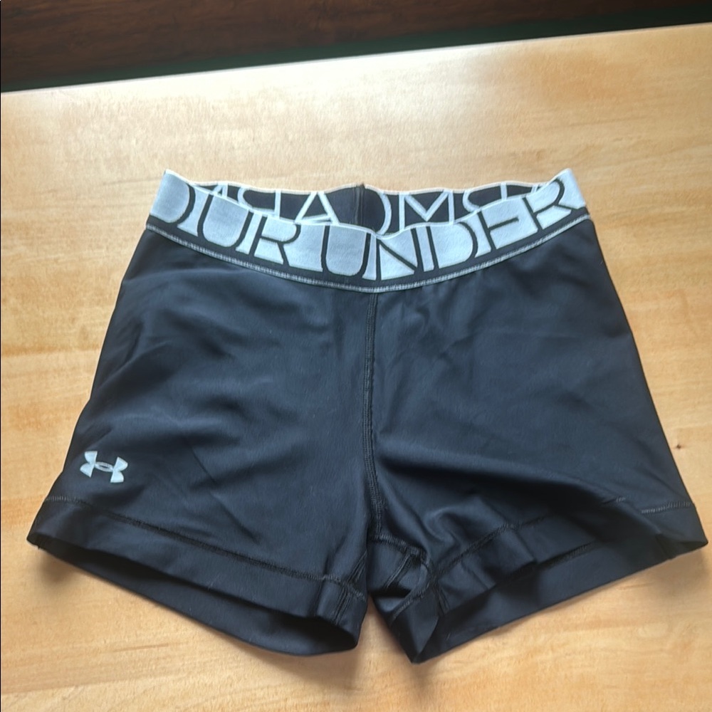Under armour spandex shorts